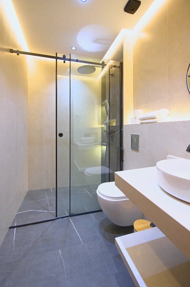 Salle de bain du spa · Sous-sol · −1