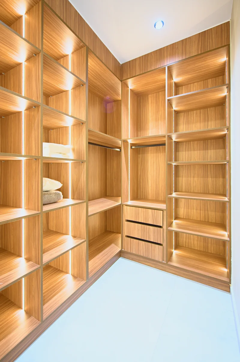 Chambre 5 · Dressing · Sous-sol · −1