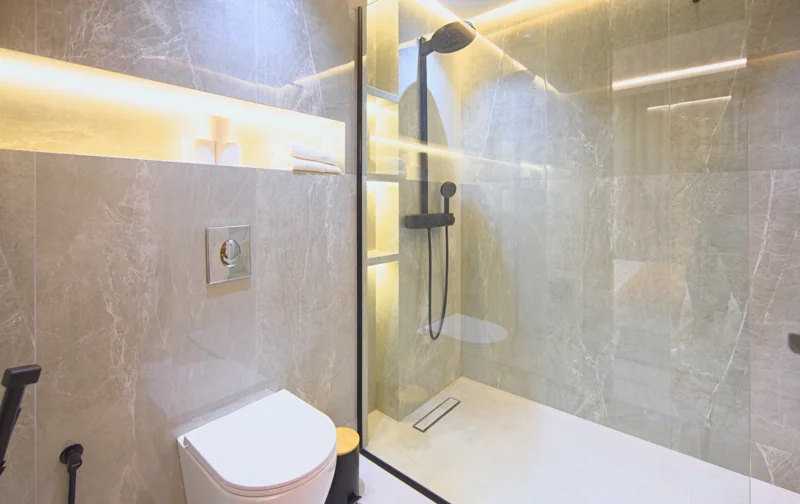 Chambre 5 · Salle de bain · Sous-sol · −1