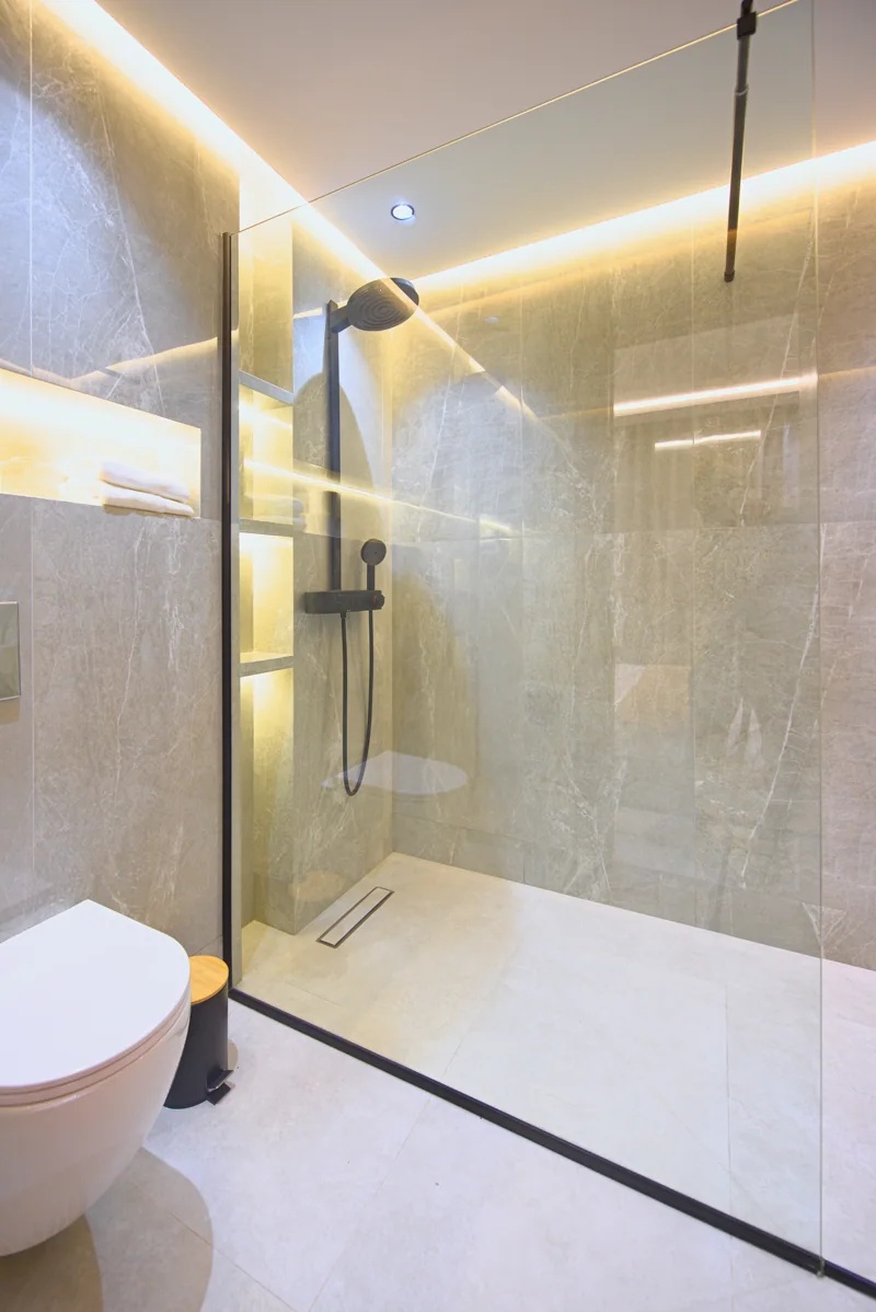 Chambre 5 · Salle de bain · Sous-sol · −1