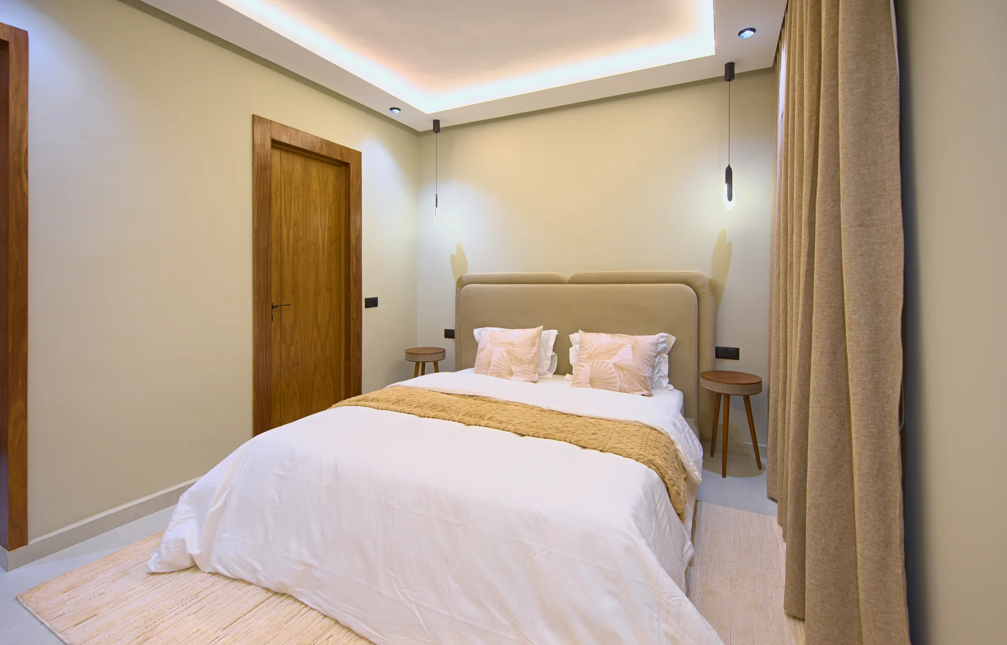 Lower bedroom double at Villa Sheherazade